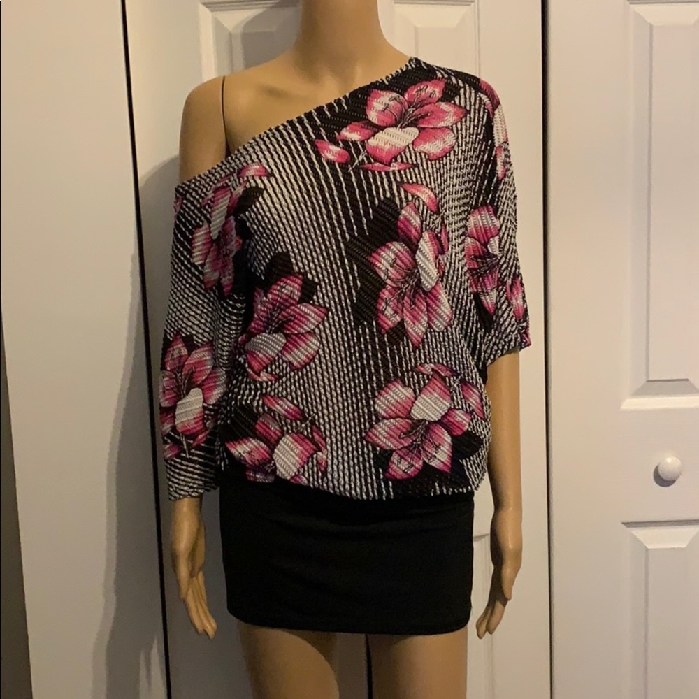 Off shoulder Tunic